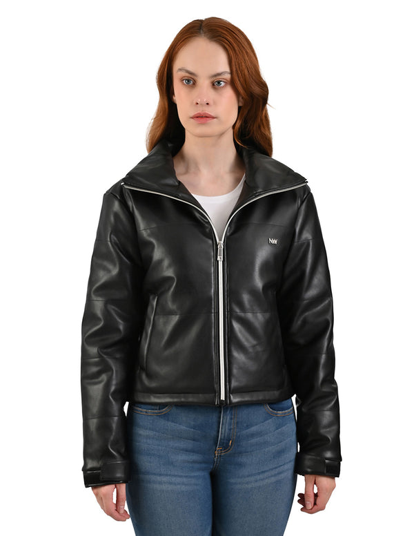 Chamarra casual negra de mujer Nine West con cuello alto